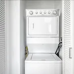 Apartment W Loop W Gym Pool Coworking Nr Uic Chi-438 Chicago