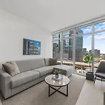 Level - Fulton Market Hotel
