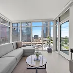 Hotel Level - Fulton Market