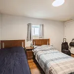 2 Bed / 1 Bath Near O\'Hare