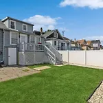 2 Bed / 1 Bath Near O\'Hare