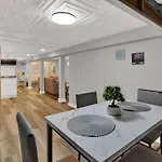 Apartment Logan Square Monthly