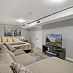 Apartment Cozy North Side Oasis