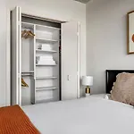 Lakeview 2Br W Gym Grills Nr Lakefront Trail Chi-985