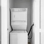 River N 1br W Gym Pool Lounge Nr L Chi-817 Chicago