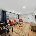 Spacious, Private, 1 Bedroom Apt!