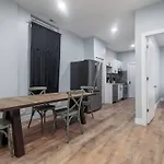 2 Mtm Fully Furnished Rental In Old Town 2F&2R