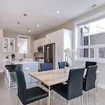 Stunning #2 - Downtown River North * Chicago
