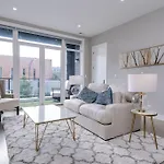 Holiday home Stunning #2 - Downtown River North