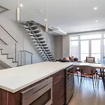 Breathtaking Downtown Penthouse A - Sleeps 11 Chicago