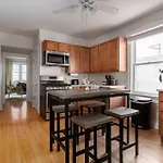 Bucktown 2Br Apartment Near The 606