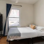 Bucktown 2Br Apartment Near The 606