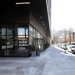 River North 1Br W Grills Terrace Fire Pits Chi-1038