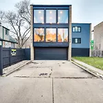 8 Mi To Dtwn Wfh-Friendly Apt In Chicago!