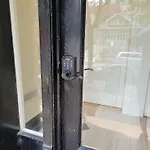 Stone Mansion Sleeps 10-20 Free Tv & Parking