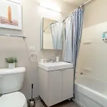 Apartment Bright 2br With Gym And Optional Parking Near Soldier Field, Museum Campus, Mccormick Place *