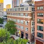 Apartment Bright 2br With Gym And Optional Parking Near Soldier Field, Museum Campus, Mccormick Place