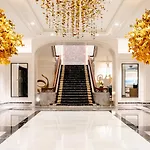 Four Seasons Hotel