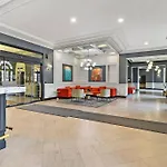 Prime & Fully Furnished Studio Apartment - Windermere 609