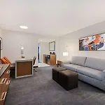 Hotel Embassy - Downtown River North