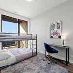 Brand New 3Bed 3Bath Modern Apt W Balcony