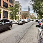 W Loop W Gym Pool Coworking Nr Uic Chi-438