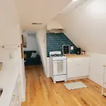 Apartment Boho Bliss - 1br, 1bath W/patio! Chicago