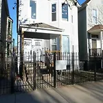 Boho Bliss - 1br, 1bath W/patio! Chicago