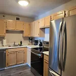 Central Downtown Location-Modern 2Br Condo