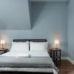 Logan Square Penthouse S3 - With Parking And Patio