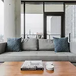 Blueground Medical District 2Bd Apartment Chi-1110