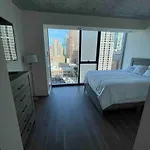 Amazing 2-Bedroom Apartment In The South Loop