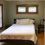 Cool Crib In Chicago