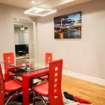 Gorgeous 4bdr In Chicago,15mins From Dwtn Apartment *