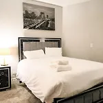 Gorgeous 4bdr In Chicago,15mins From Dwtn Chicago