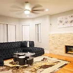 Apartment Gorgeous 4bdr In Chicago,15mins From Dwtn Chicago
