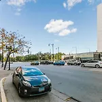 Blueground S Loop Doorman Nr Aquarium Train Chi-1081