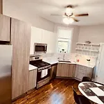 Modern Pilsen Chicago Apartment 2 Bedroom