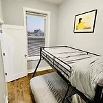 Modern Pilsen Chicago Apartment 2 Bedroom