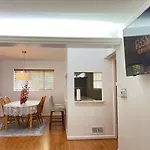 Townhouse In Rogers Park