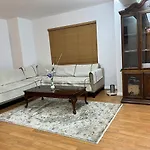 Townhouse In Rogers Park