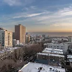 Artistic Loft Rooftop Uptown Montrose Beach Gymwfh