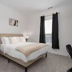 Affordable Private Room - Shared