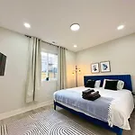 Spacious 3Br Family Oasis Sleeps 8 With Free Parking Near Medical District, Douglas Park And University Of Illinois Chicago