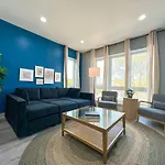 Stylish Cozy 3Br Retreat With Free Parking Near Pilsen Art Center, Douglas Park And University Of Illinois Chicago
