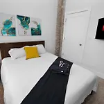 Bright Chicago 420-Friendly 3Br Retreat Smoke Friendly Unit Near Mccormick Place Convention And Museum Campus