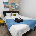 Bright Chicago 420-Friendly 3Br Retreat Smoke Friendly Unit Near Mccormick Place Convention And Museum Campus