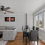 Midway Paradise With Kids Room