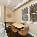 Medical District 2Br With Jacuzzi & Parking