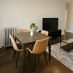Modern 2Br Haven In Chicago - Cullom C1